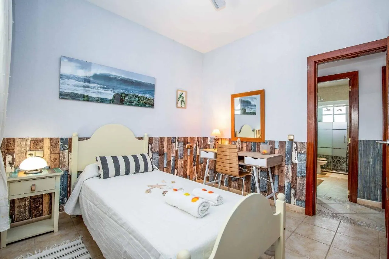Villa La Luna La Guirra Spain